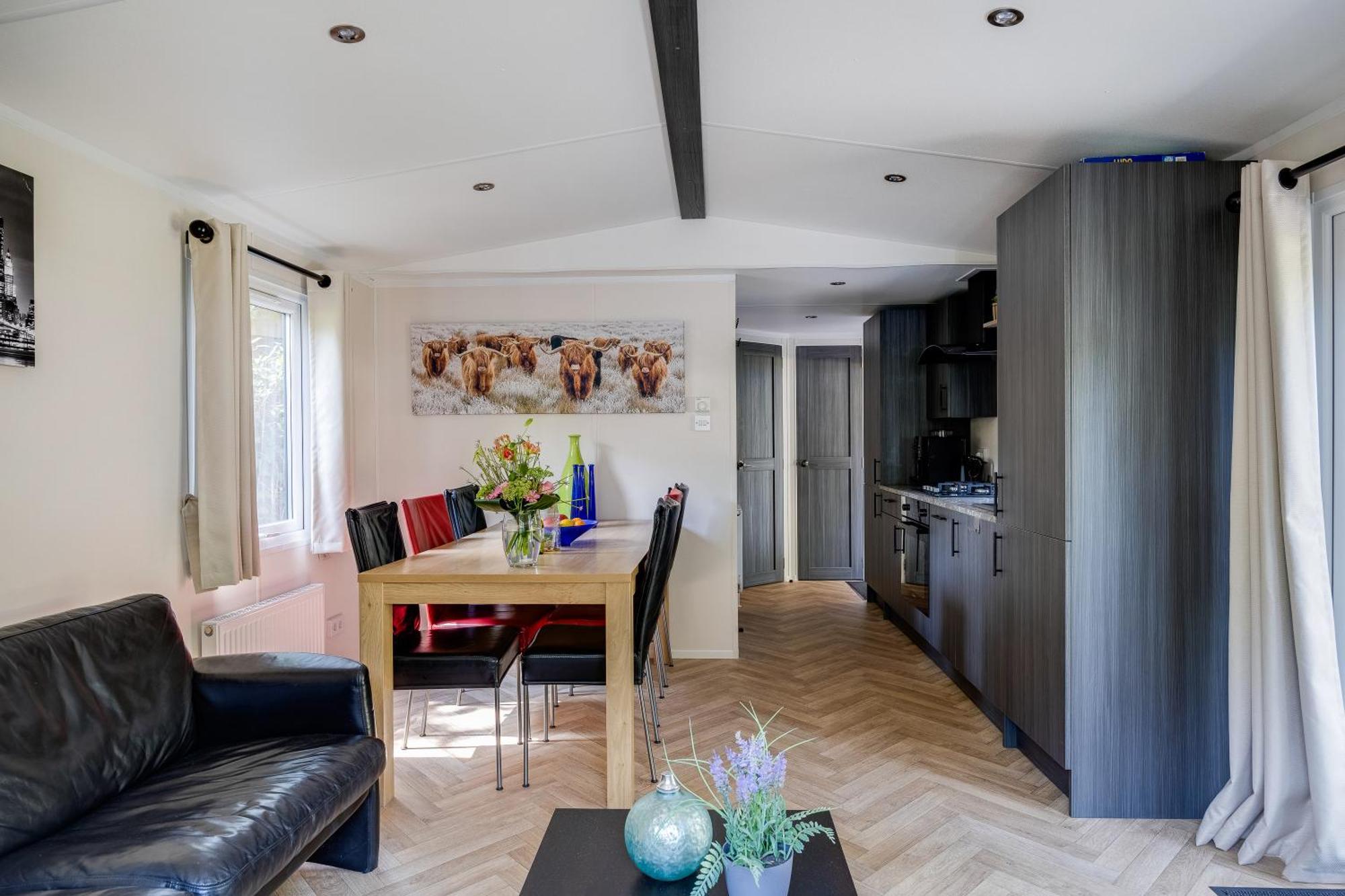Veluwe Hoenderloo Luxury Chalet With Private Sauna And Hot Tub - Swimming Pool Tennis Court Supermarket Bowling Alley Theatre And Entertainment For Children Eksteriør billede